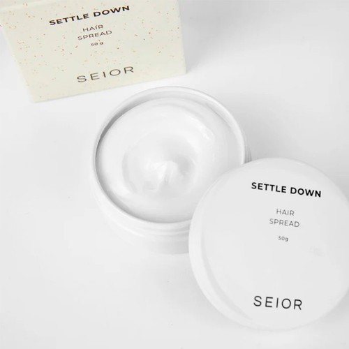 Seior Settle Down Hair Spread