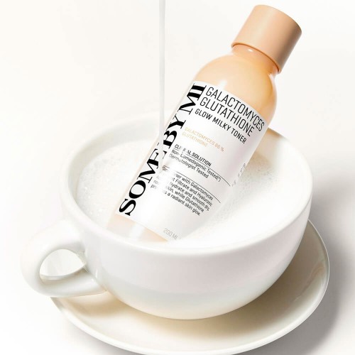 Some By Mi Galactomyces Glutathione Glow Milky Toner