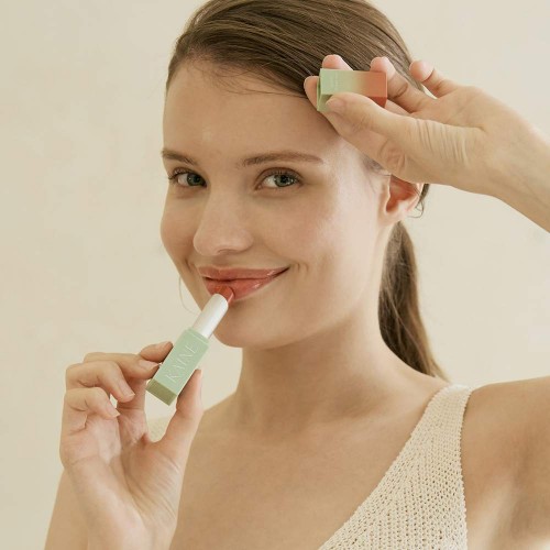 Kaine Glow Melting Lip Balm 02 Rosy Plum